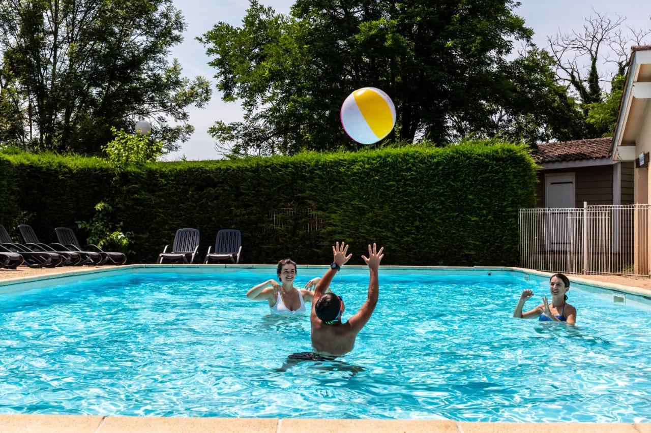 Camping Maeva Escapades Le Domaine Du Cedre Rivières Exterior foto