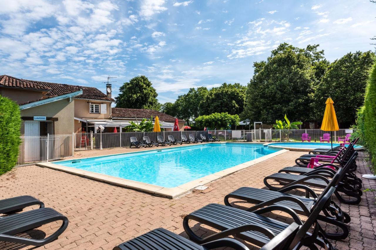 Camping Maeva Escapades Le Domaine Du Cedre Rivières Exterior foto